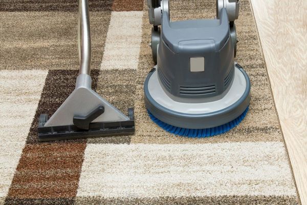 carpet cleaning tools
